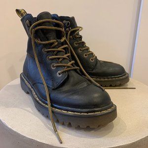 Doc Marten 1460 Smooth Leather Lace Up Boots